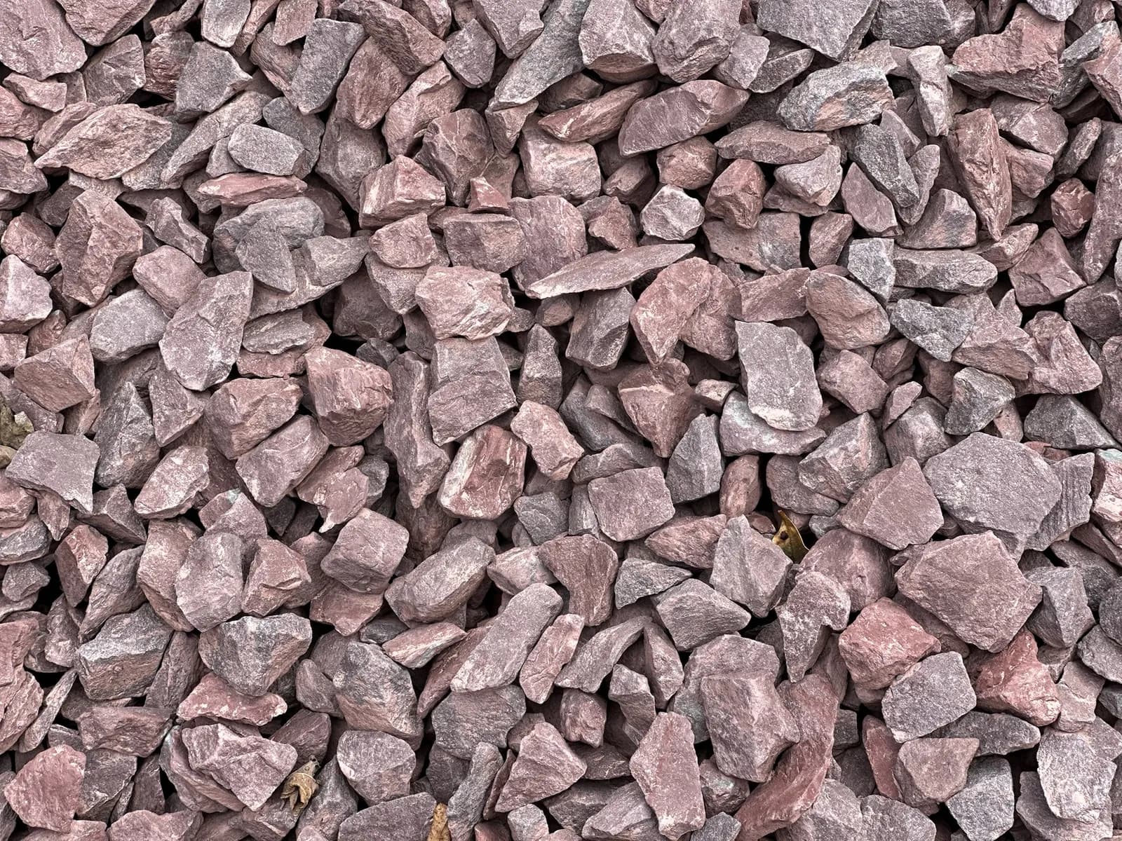 3/4" Crushed Burgundy Stone